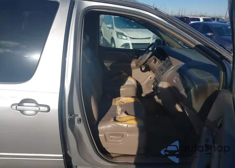 2001 Toyota Sienna Xle z USA, uszkodzony, nr VIN 4T3ZF13C71U389167